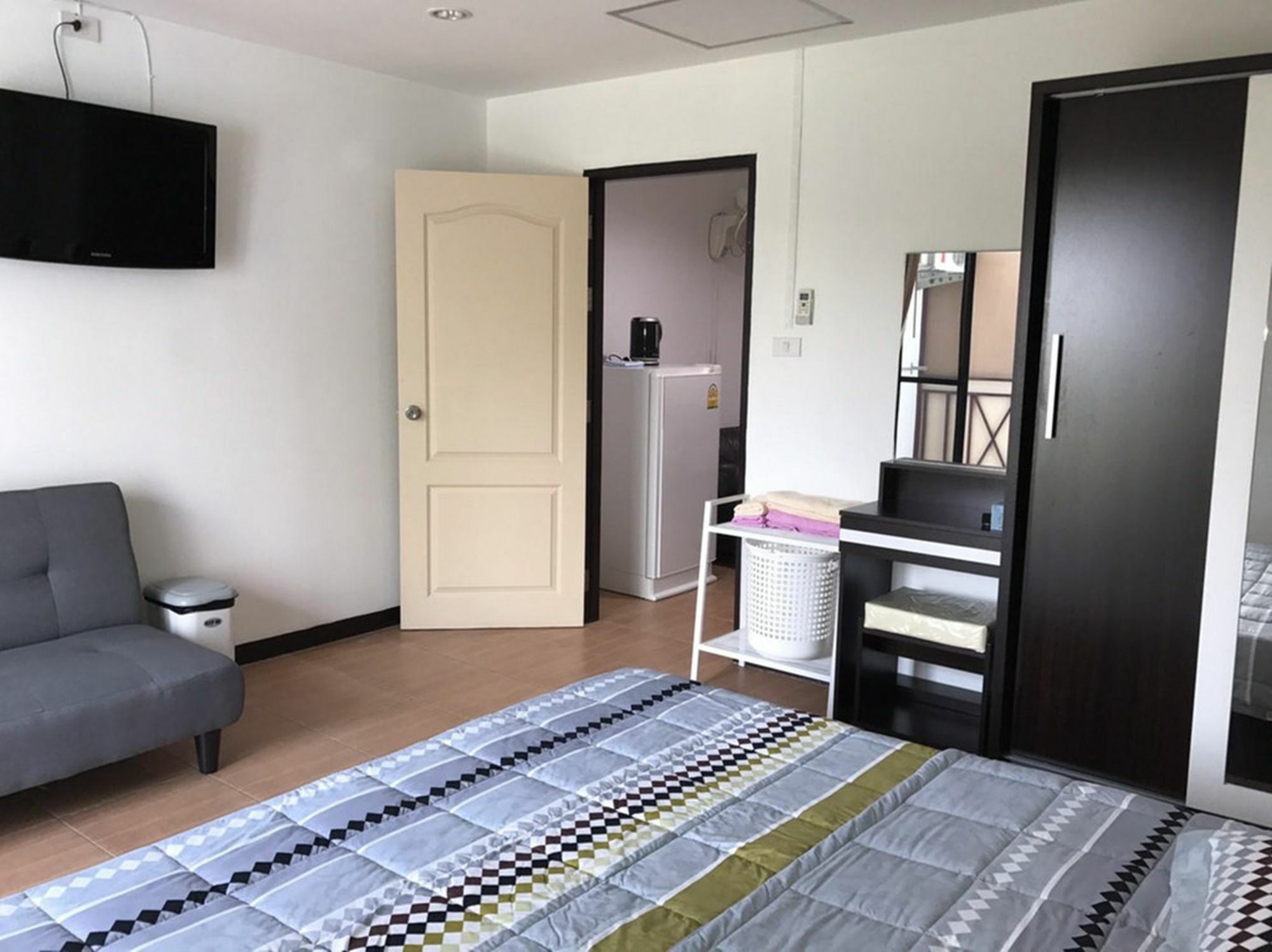 Asia Place Apartment Бангкок Экстерьер фото