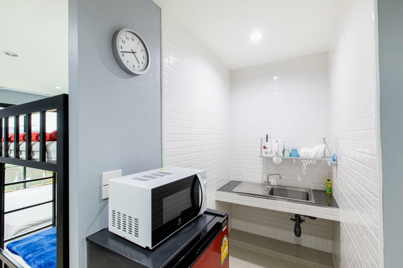 Asia Place Apartment Бангкок Экстерьер фото